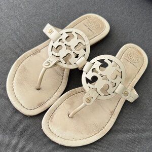 Tory Burch Miller White Leather Sandal Size 7.5|preppy trendy white